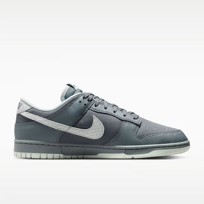 Nike Men's Dunk Low Retro Shoes Trainers