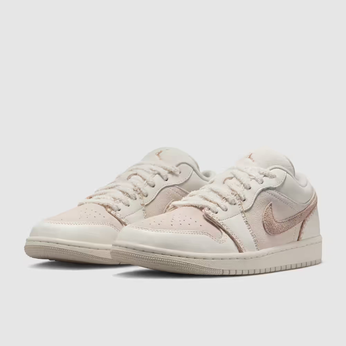 Nike Air Jordan 1 Low SE Women's Shoes Trainers