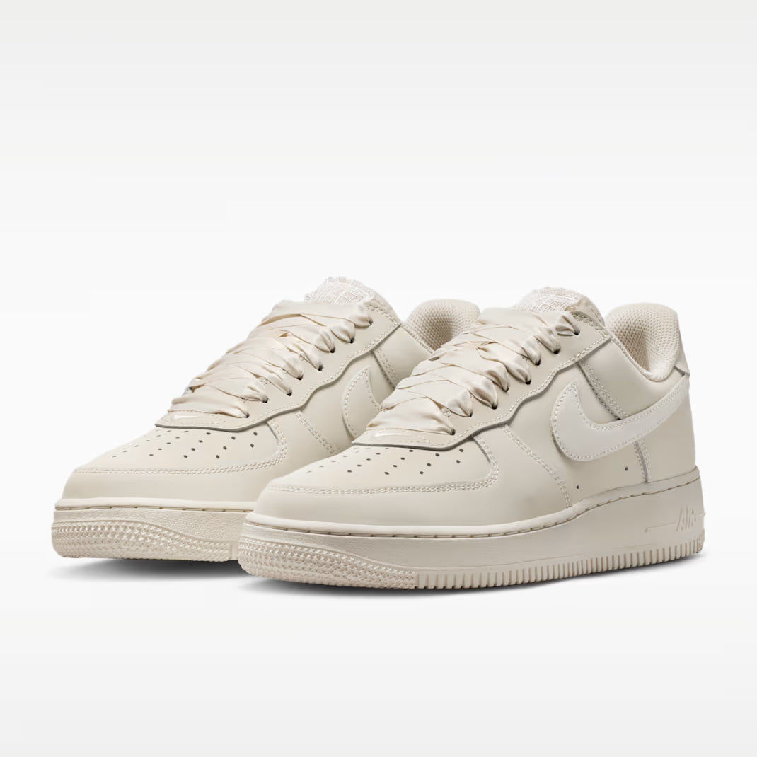 Nike Air Force 1 Retro Premium Women's Shoes Trainers