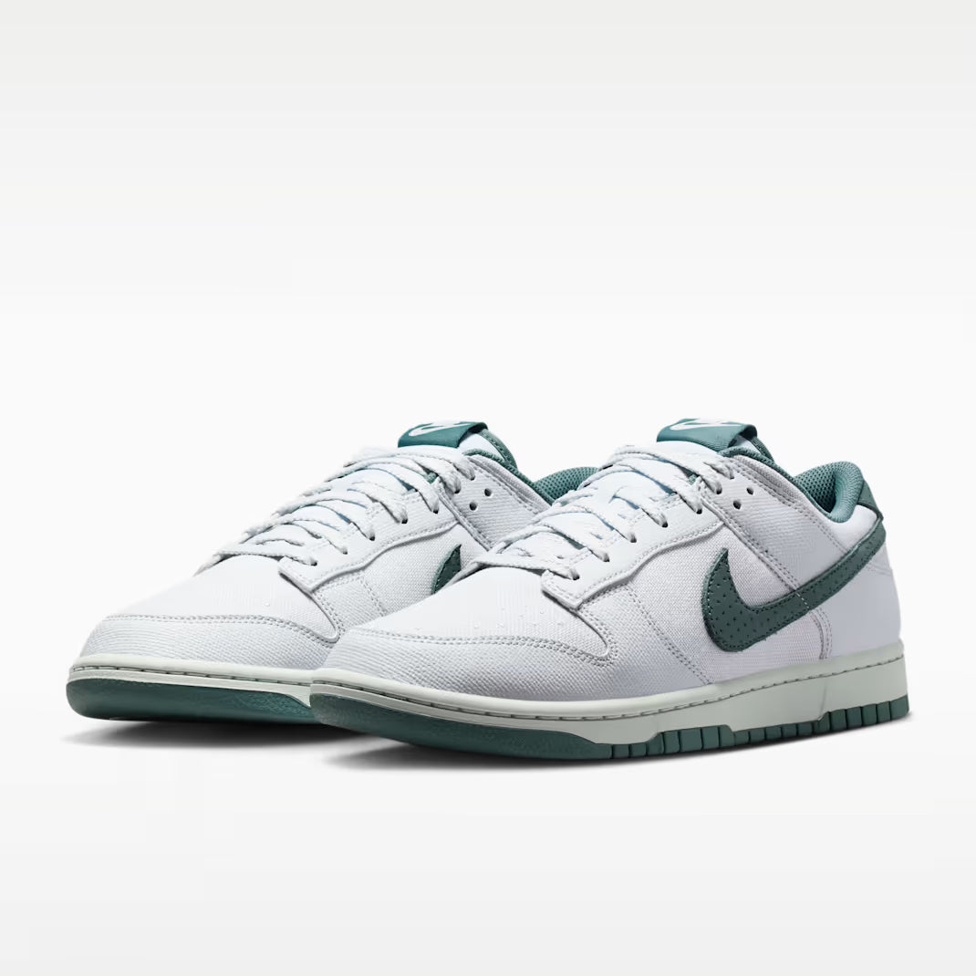 Nike Men's Dunk Low Retro Shoes Trainers