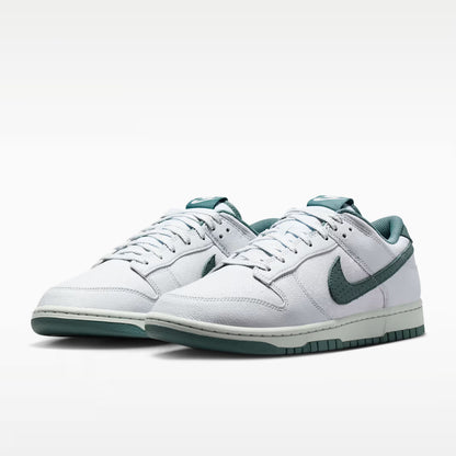 Nike Men's Dunk Low Retro Shoes Trainers