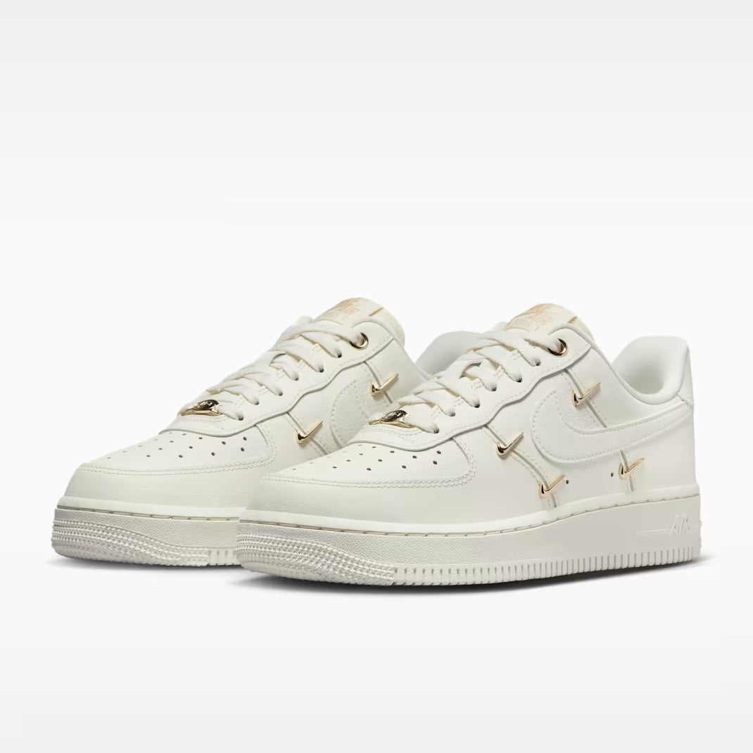 Nike Air Force 1 '07 Women's Shoes Trainers