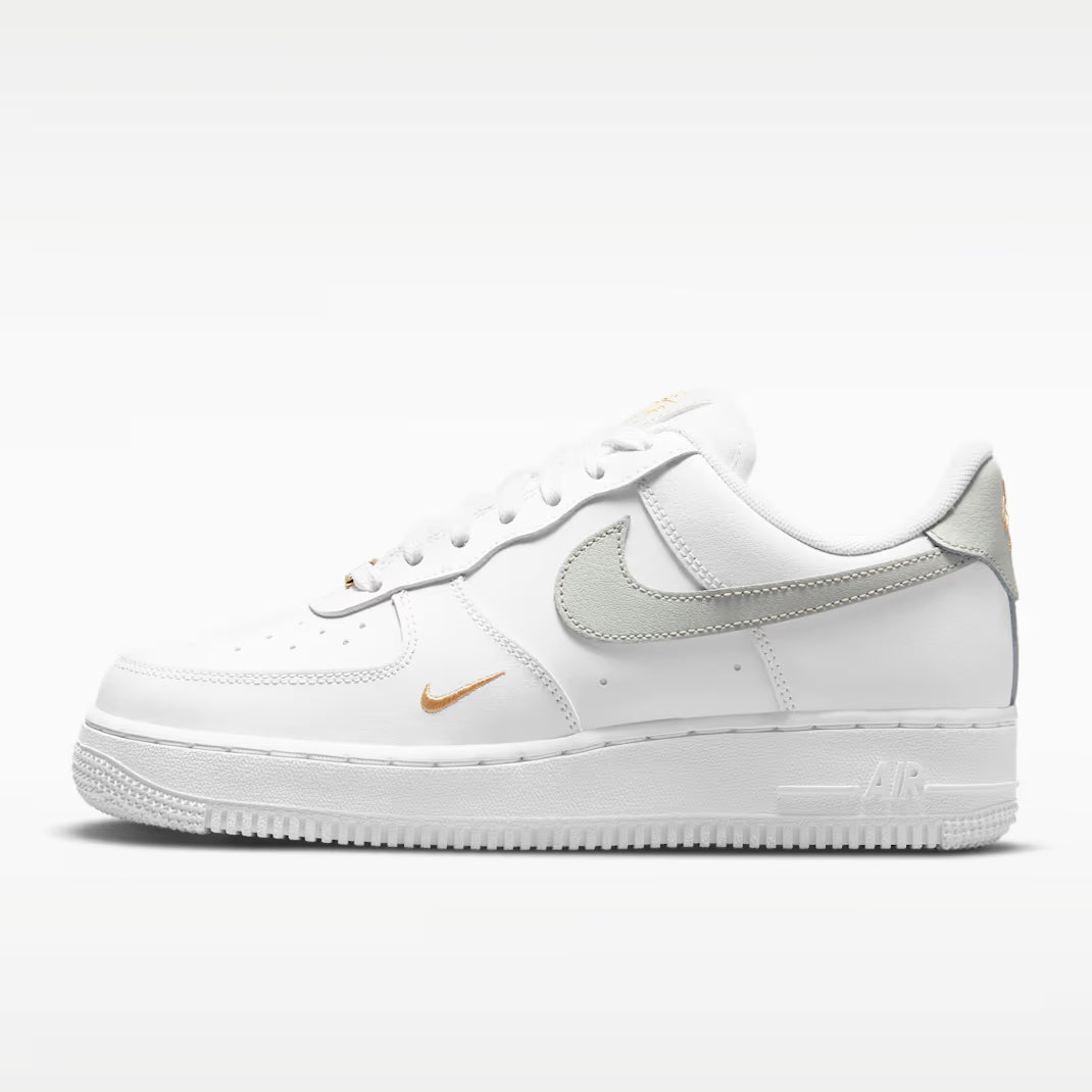 Nike Air Force 1 '07 Women's Shoes Trainers