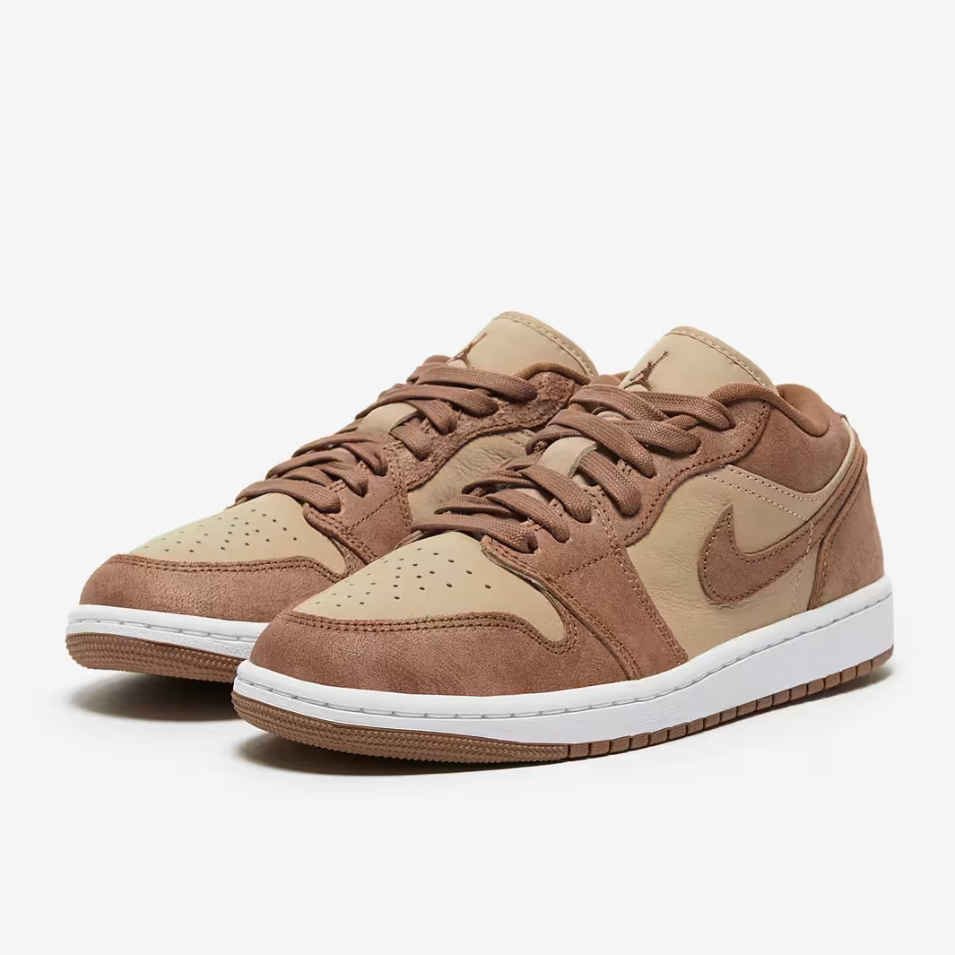 Nike Air Jordan 1 Low SE Women's Shoes Trainers