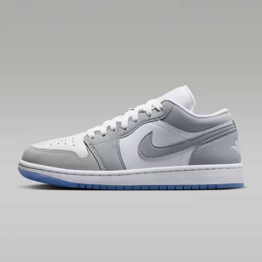Nike Air Jordan 1 Low Women's Shoes Trainers
