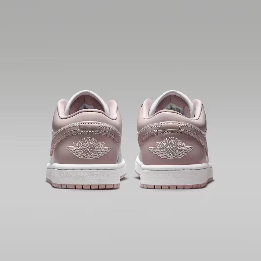 Nike Air Jordan 1 Low Women's Shoes Trainers