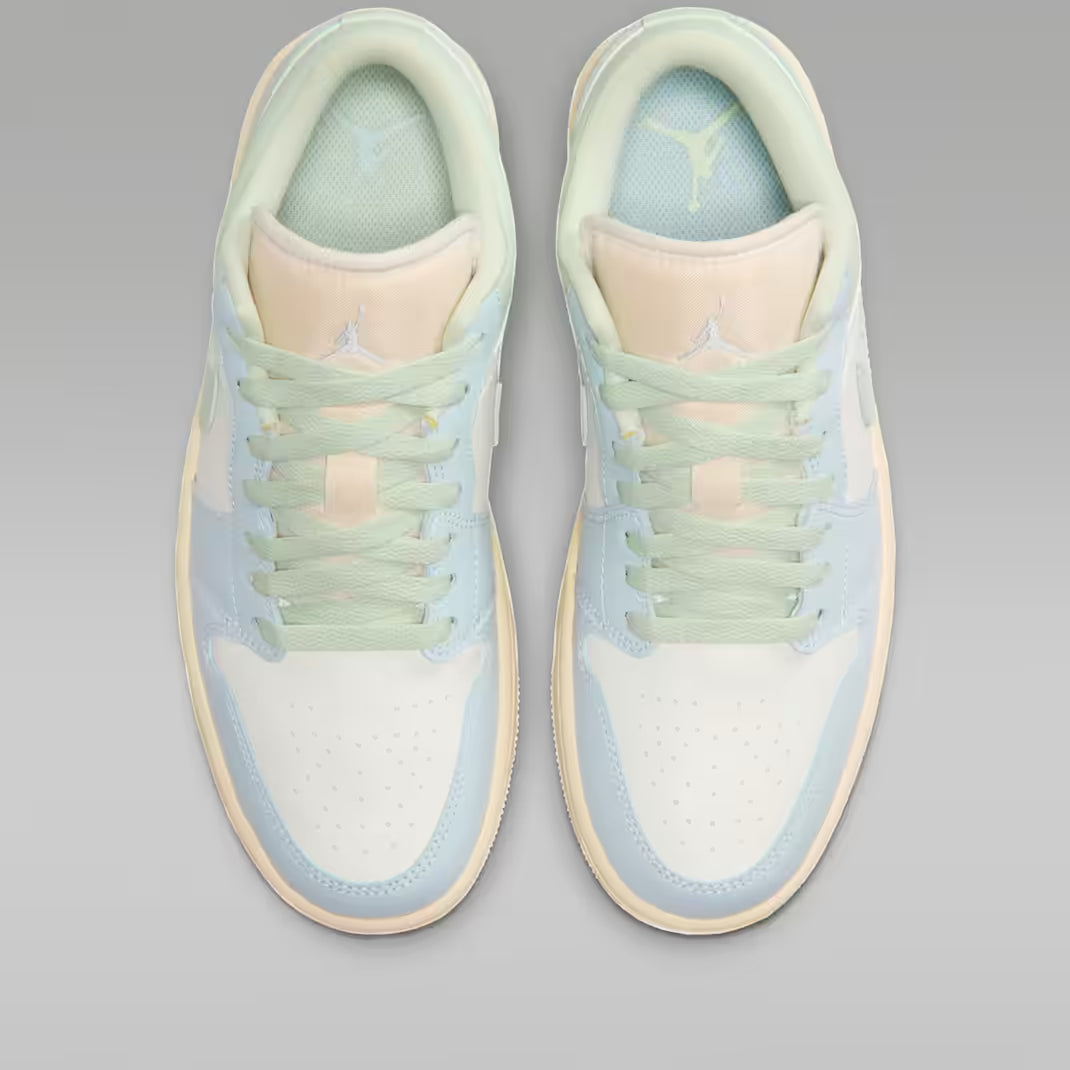 Nike Air Jordan 1 Low Women's Shoes Trainers